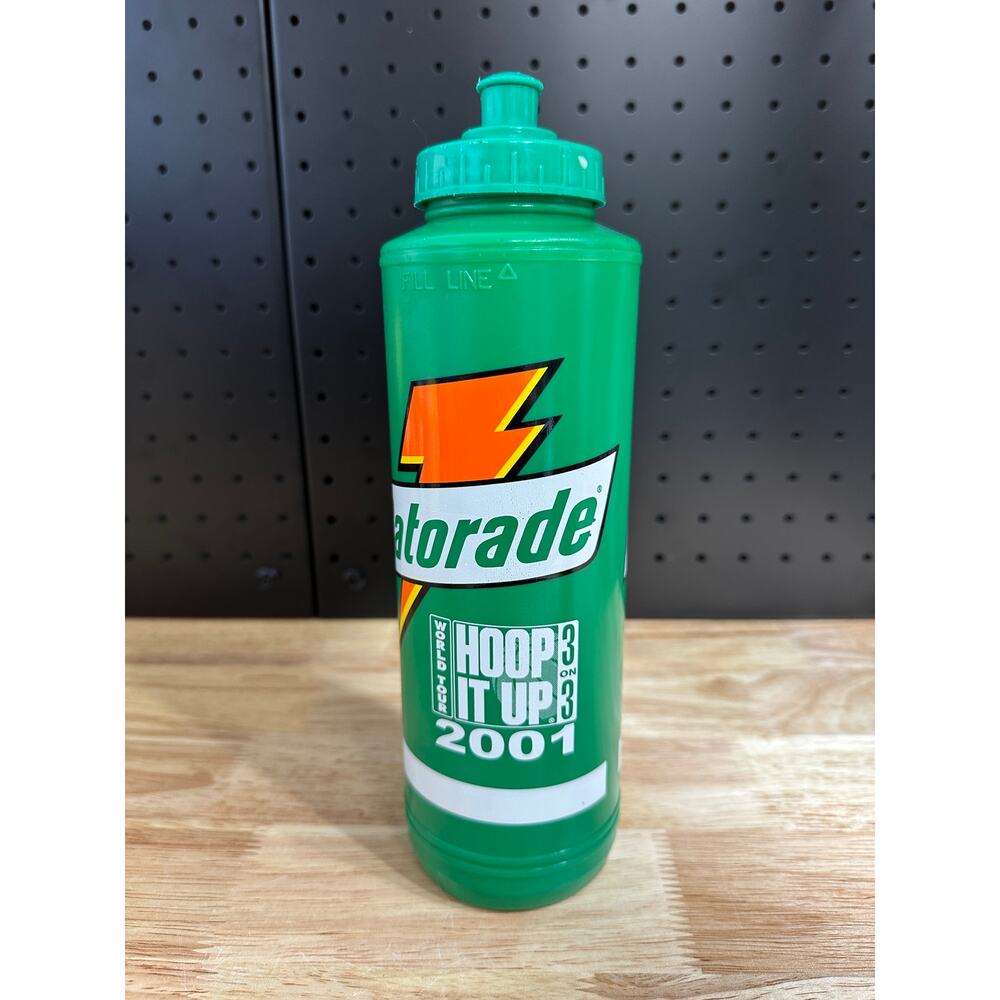 Gatorade Hoop It Up World Tour 2001 Bottle